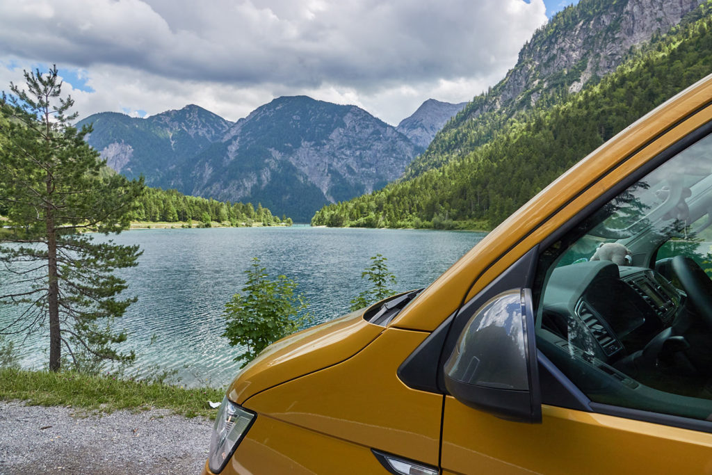 VW California am Plansee in Österreich