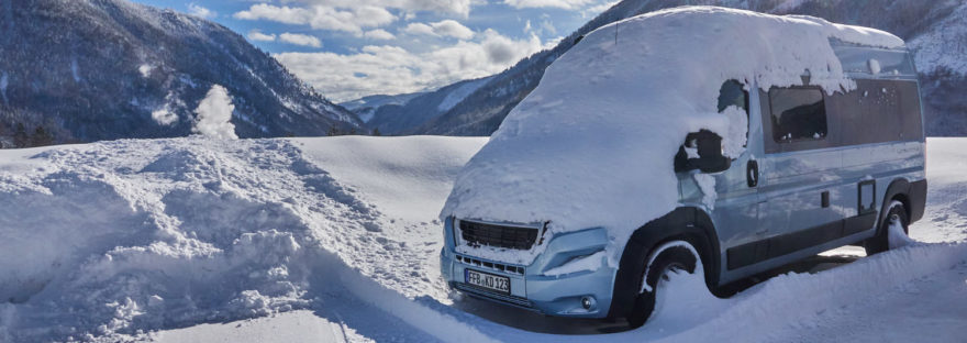 Kastenwagen kaufen Tourne Winter Berge