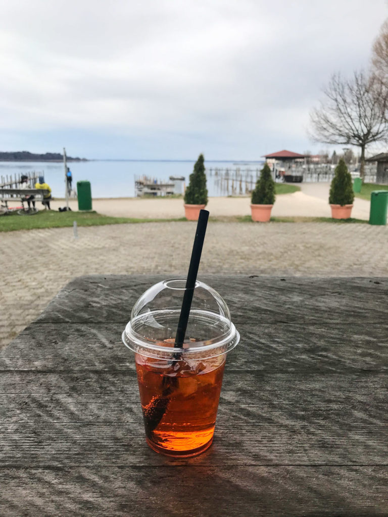 Aperol Spritz in der Nähe des Chiemsee Wohnmobilstellplatzes