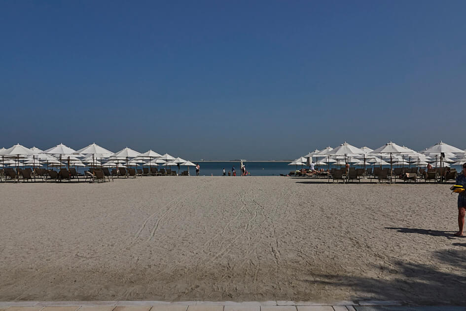 Dubai Reisetipps - der Strand beim RIU Dubai Hotel