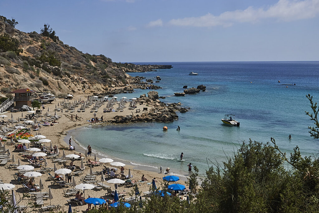 Aussicht auf den Konnos Beach im Osten von Zypern